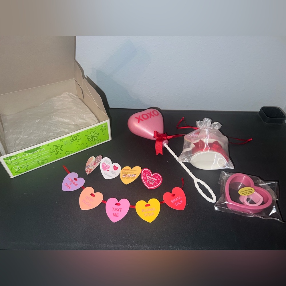 American Girl Friends Are Sweet Set